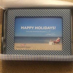 Vineyard Vines 5X7 whales picture frame! NEW! 🐳🐳